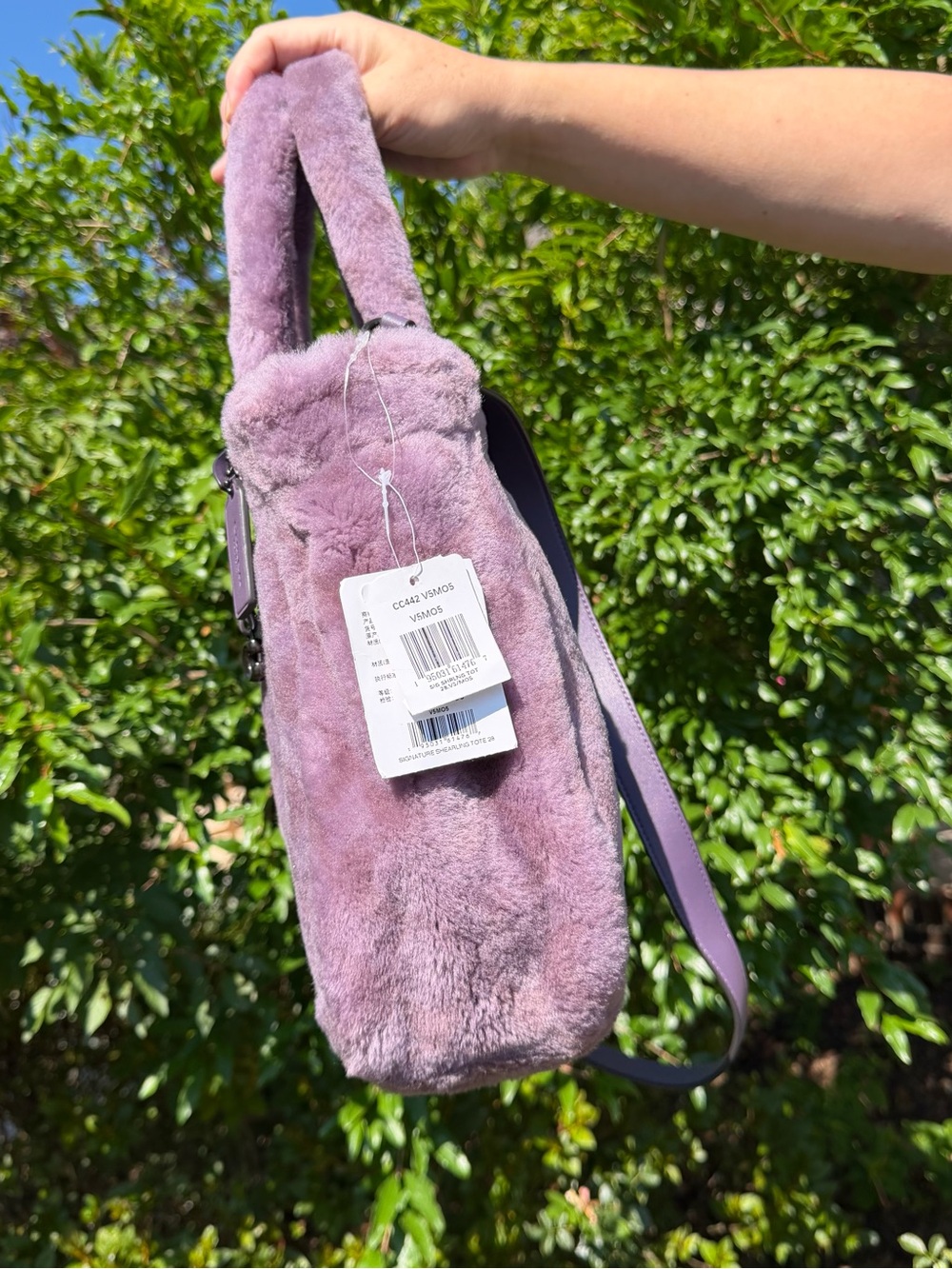 NWT Coach Tote 28 In Signature Shearling CC442 - Picture 4 of 12